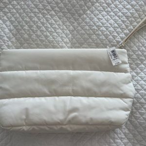 NWT’s Banana Republic off white puffer clutch